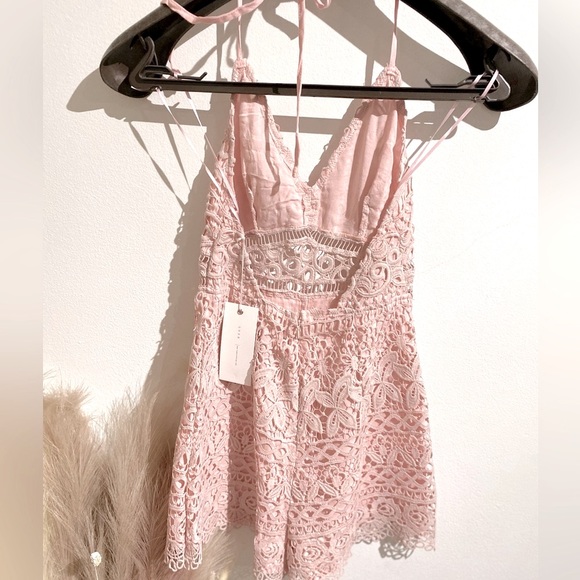 NEW- LUSH- Adorable Romper NWT Blush Color Size Small - Picture 6 of 8